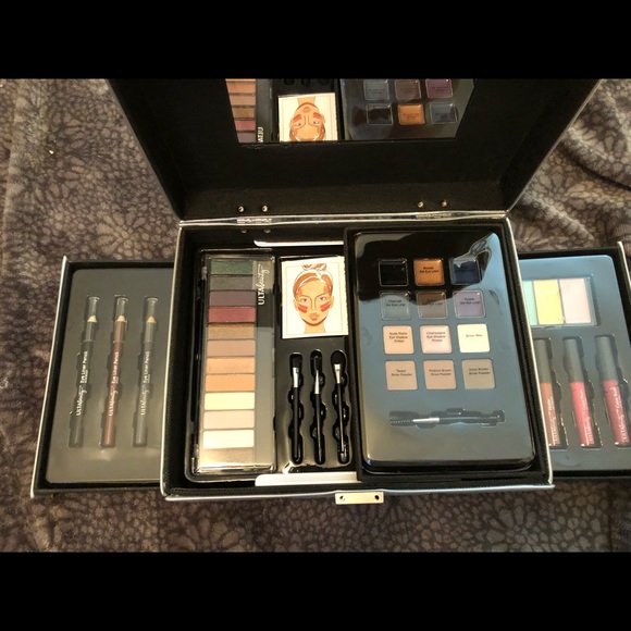 Ulta be charming makeup collection. New! - Picture 2 of 8